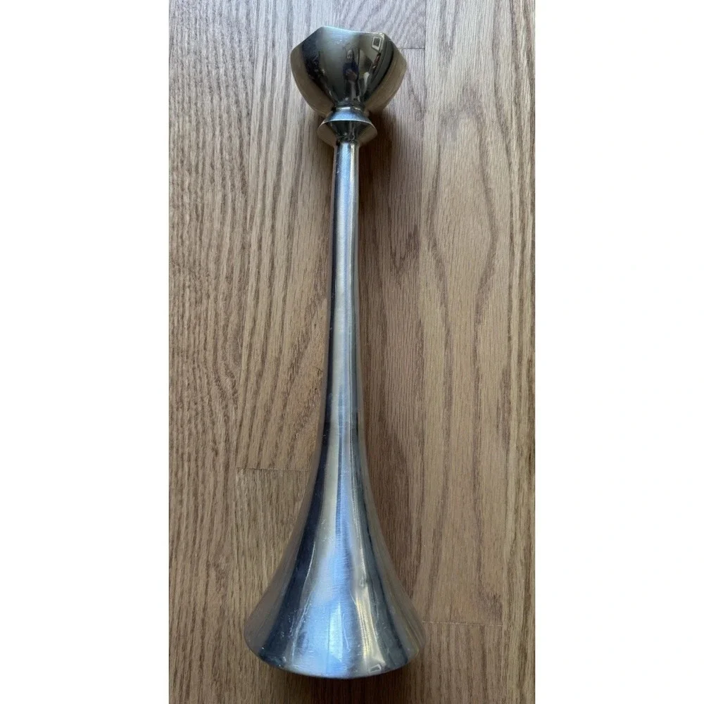 Lunares San Francisco Nima Oberoi Polished Aluminum Taper Candlestick Holder‎